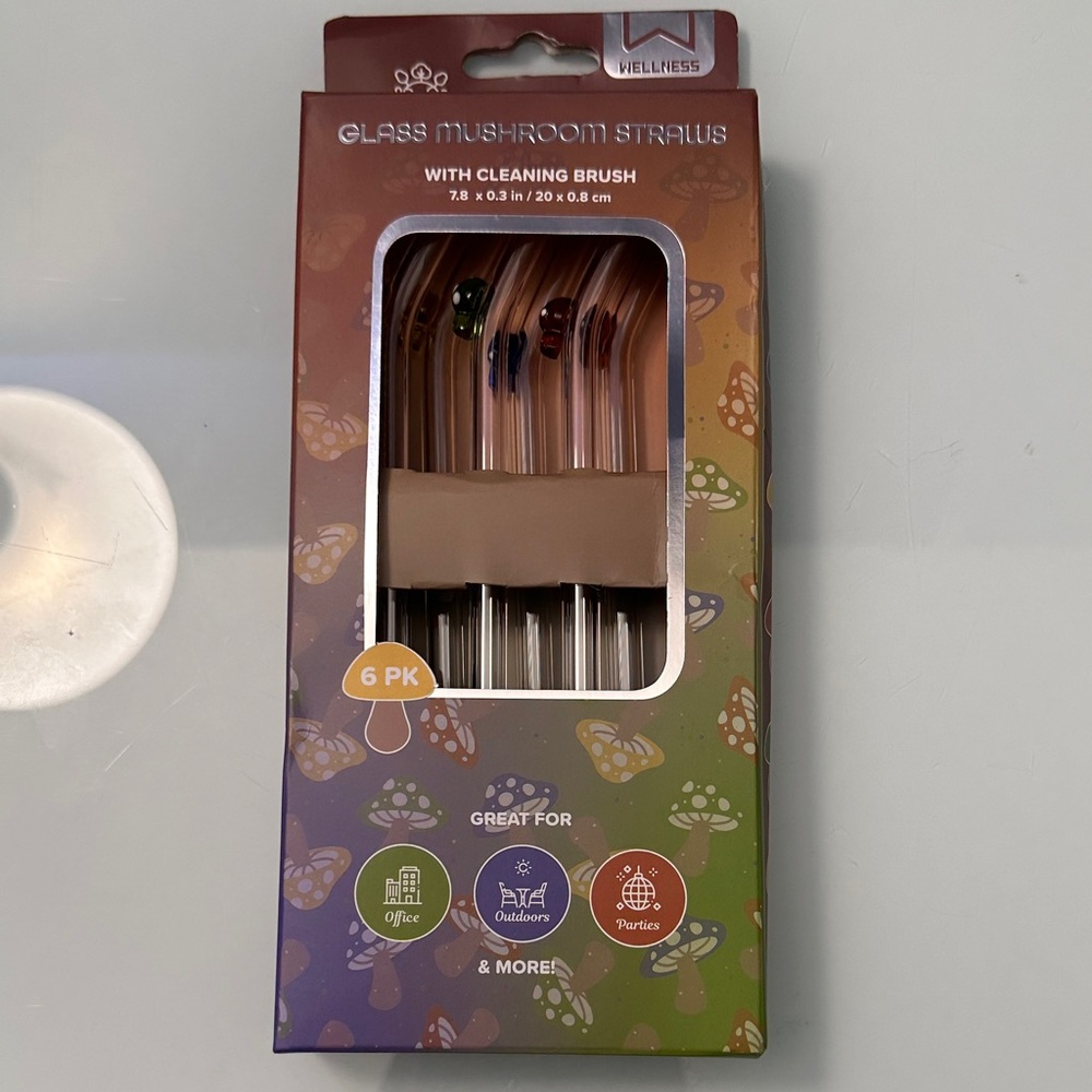 NWT 6-Pack Mushroom Glass Straws